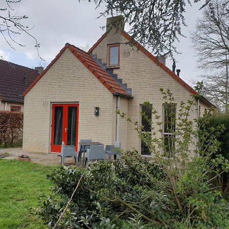 Gezellige Vakantiewoning Met Sauna In Ewijk Bij Nijmegen - Recreational Only No Workers Exterior photo